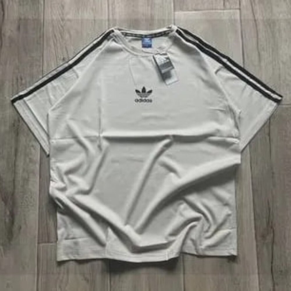 Adidas T-shirt